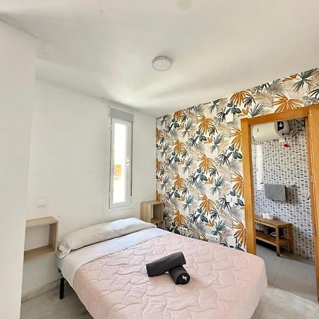 Apartamentos Playa Misericordias Málaga Kültér fotó